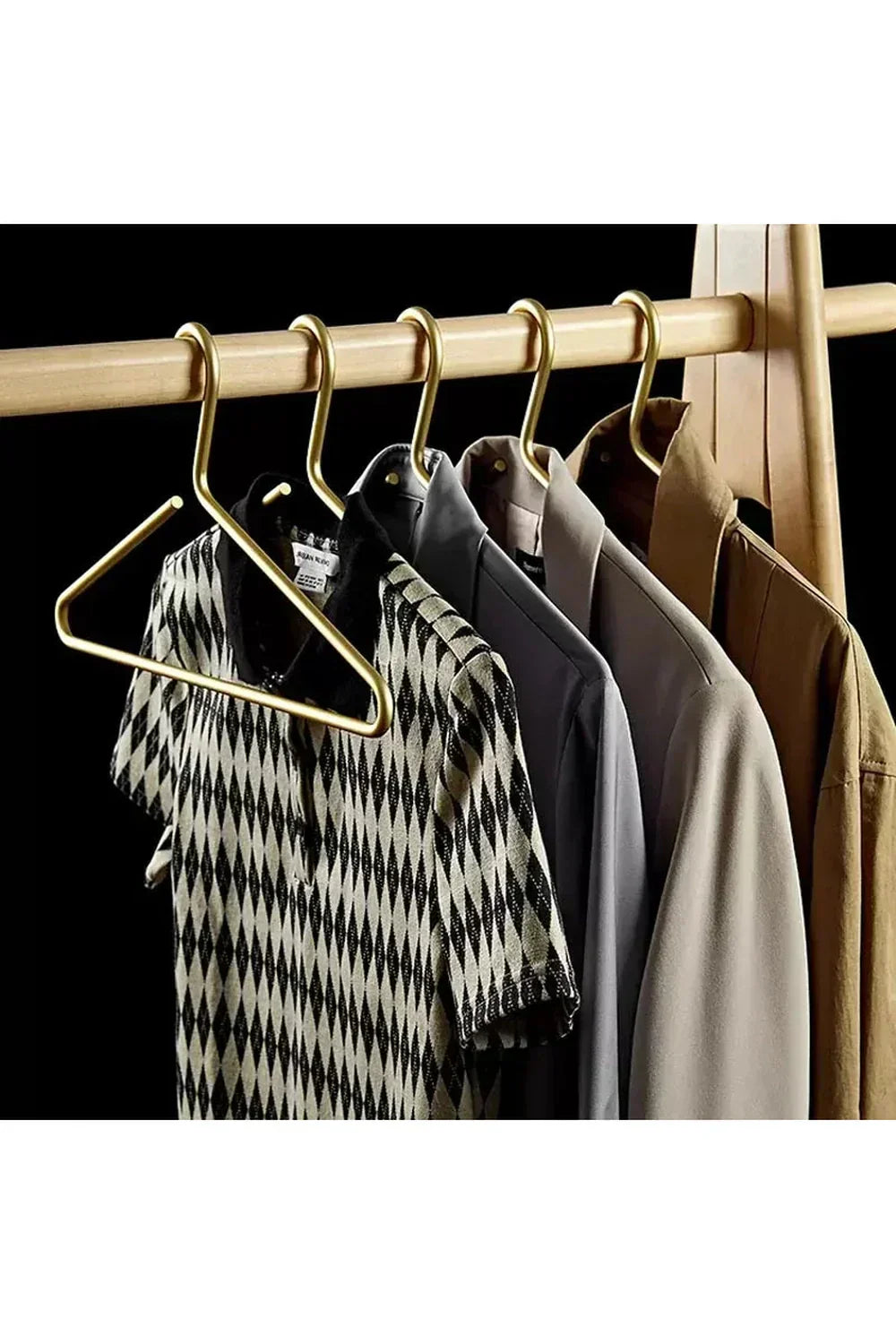 Luxe Metal Hanger for Stylish Clothing Organization