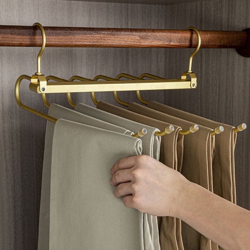 Space-Saving Aluminum Trouser Hangers for Efficient Storage